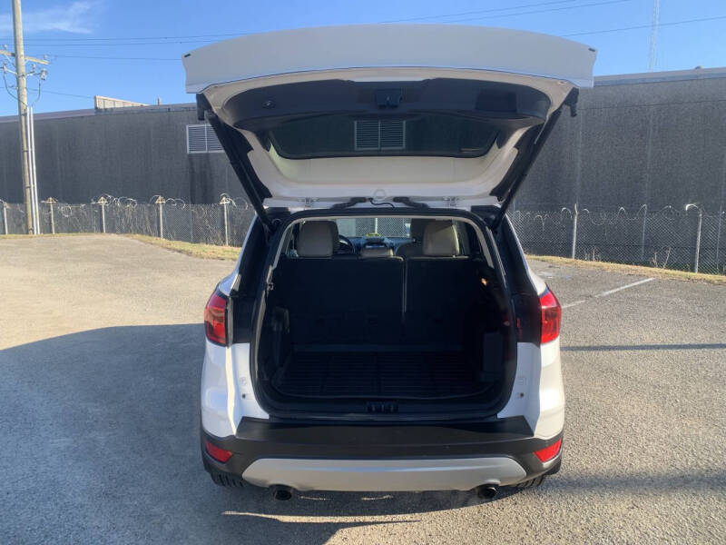 2019 Ford Escape SEL