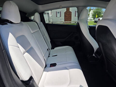 2024 Tesla Model Y Long Range