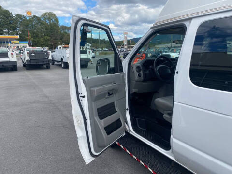 2012 Ford E-Series E-350 SD