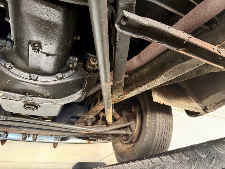 1948 Ford Super Deluxe