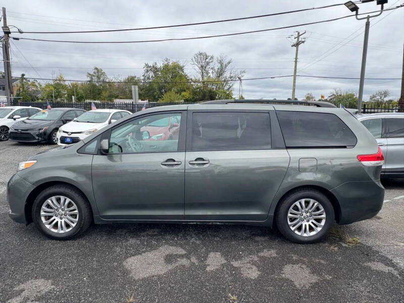 2013 Toyota Sienna