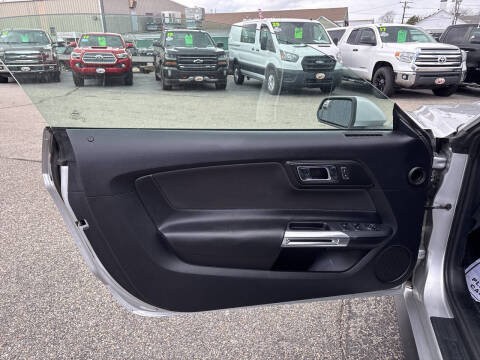 2015 Ford Mustang V6