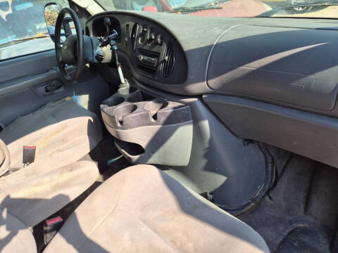 2008 Ford E-Series E-250