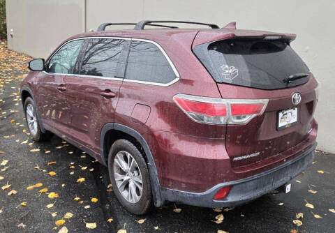 2014 Toyota Highlander LE Plus