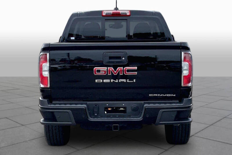 2022 GMC Canyon