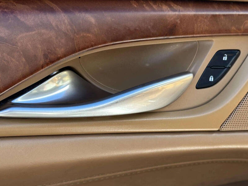 2017 Cadillac Escalade ESV Platinum