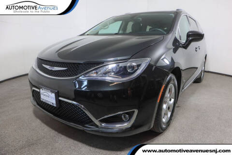 2017 Chrysler Pacifica