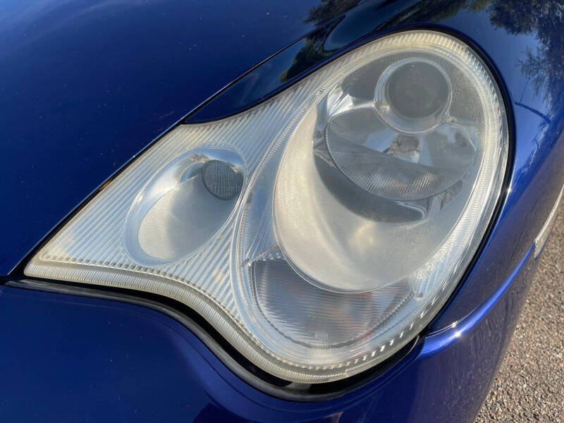 2004 Porsche 911 Carrera 4S