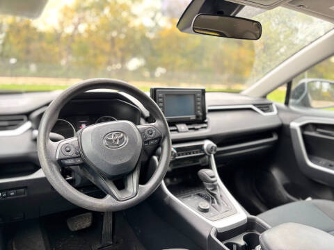 2021 Toyota RAV4 Hybrid LE