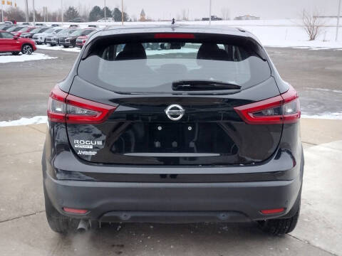 2020 Nissan Rogue Sport S