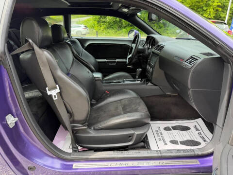 2010 Dodge Challenger SRT8