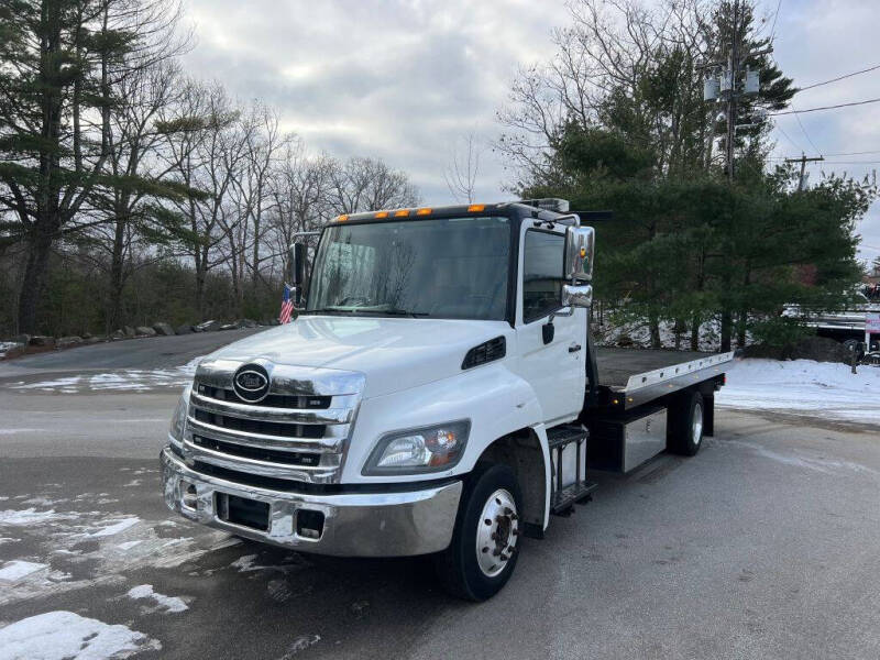 2017 Hino 258/268 for sale at Nala Equipment Corp in Upton MA