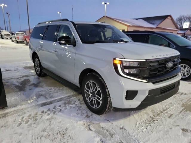 2025 Ford Expedition MAX Active