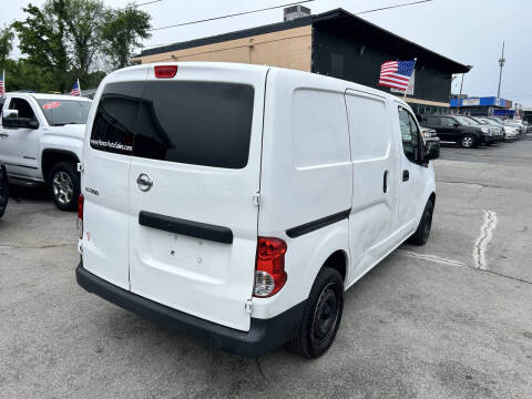 2016 Nissan NV200 SV