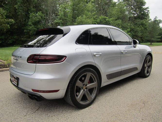 2016 Porsche Macan Turbo