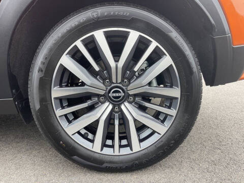 2024 Nissan Kicks SR