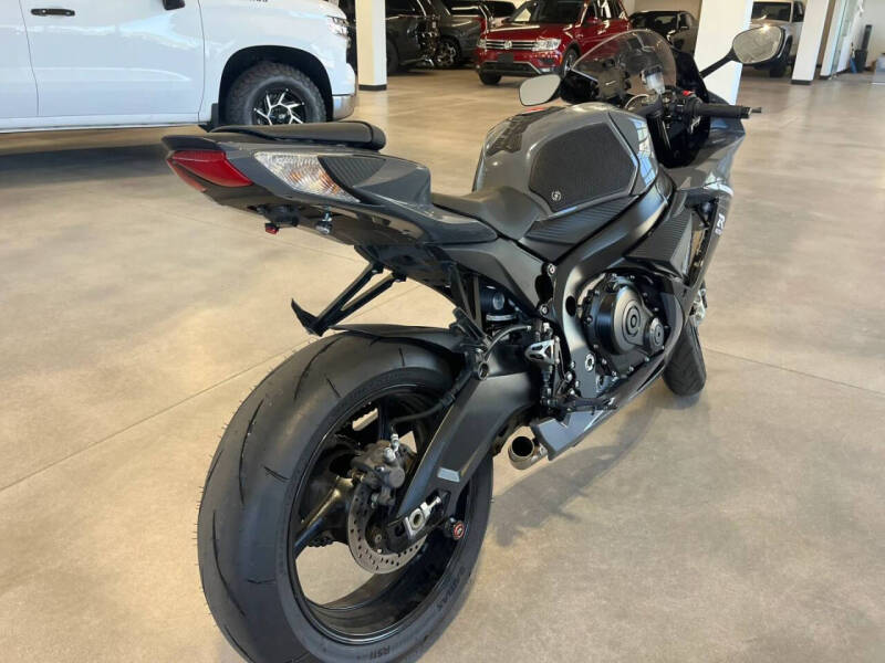 2025 Suzuki GSX-R