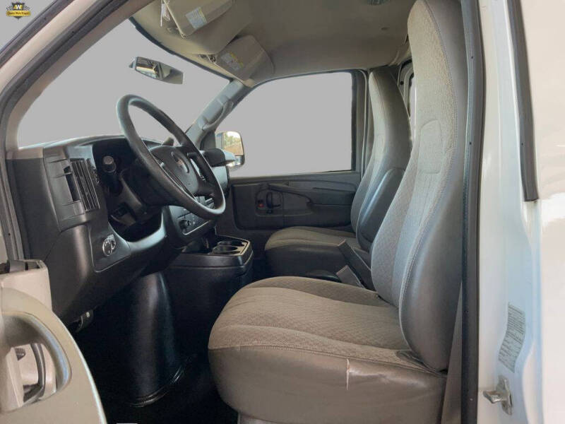 2015 GMC Savana 2500