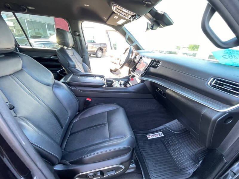 2023 Jeep Wagoneer L Series III