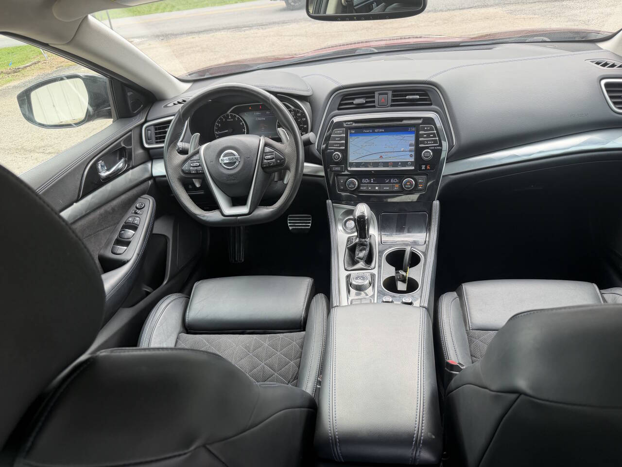 Dk. Red 2016 Nissan Maxima 3.5 SR 3.5 SR 4dr Sedan 34
