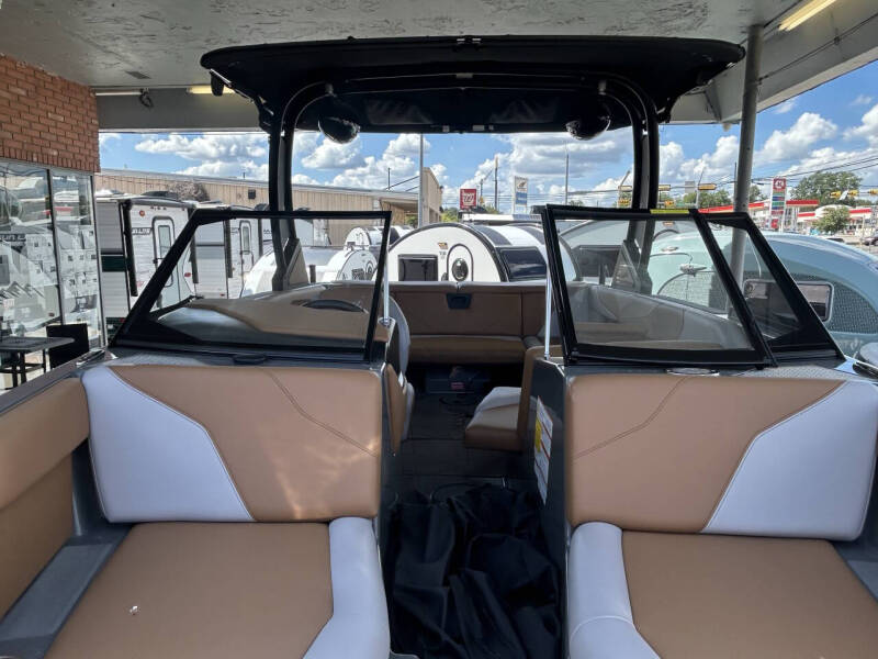 2022 ATX Surf Boat 22ft