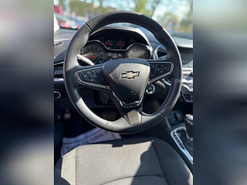 2017 Chevrolet Cruze LT Auto