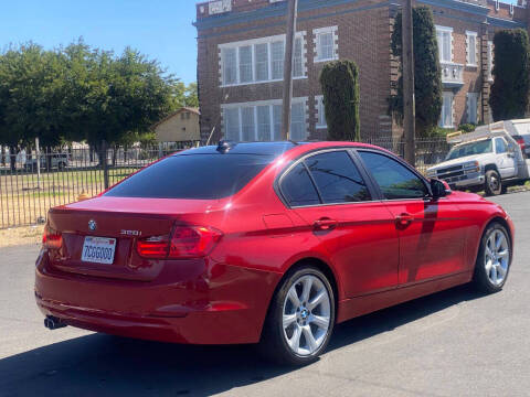 2013 BMW 3 Series 328i