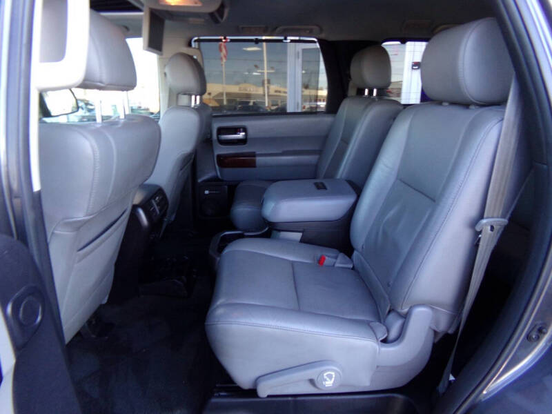 2016 Toyota Sequoia Platinum