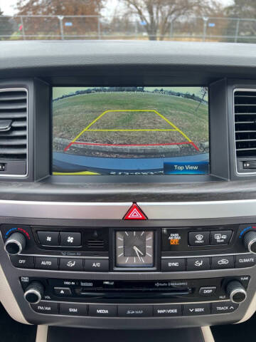 2016 Hyundai Genesis