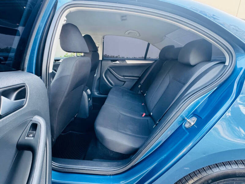 2016 Volkswagen Jetta