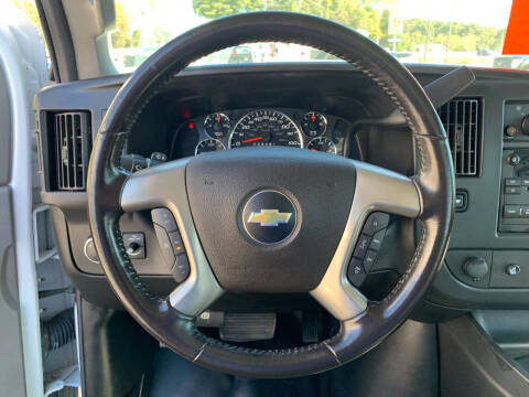 2017 Chevrolet Express 2500