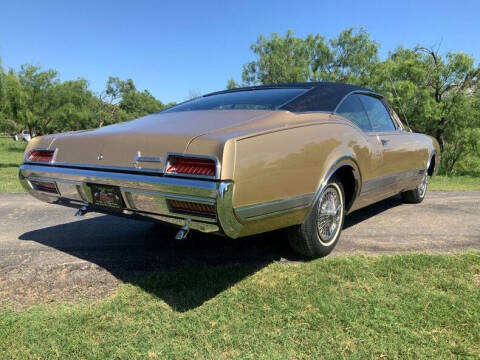 1967 Oldsmobile Delta Eighty-Eight