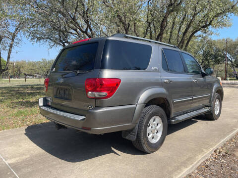 2005 Toyota Sequoia SR5
