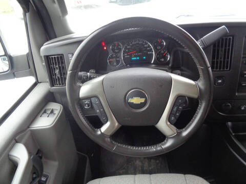 2017 Chevrolet Express LT 3500