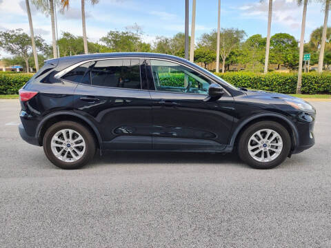 2021 Ford Escape Hybrid SE