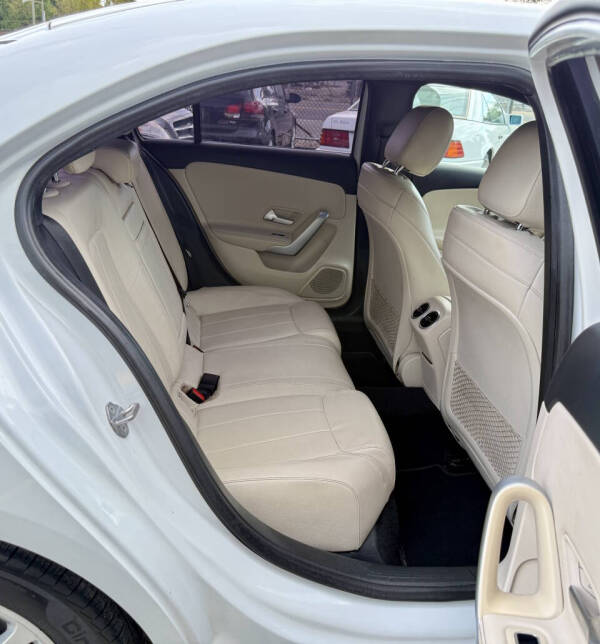 2020 Mercedes-Benz A-Class A 220