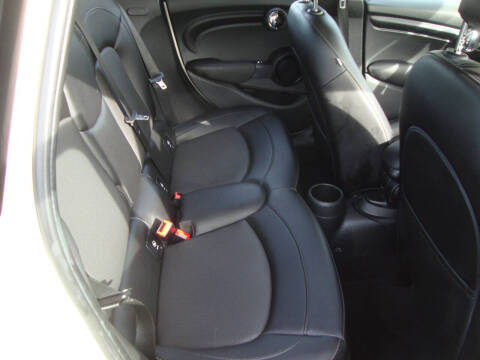 2015 MINI Hardtop 4 Door Cooper