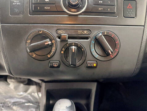 2008 Nissan Versa 1.8 S