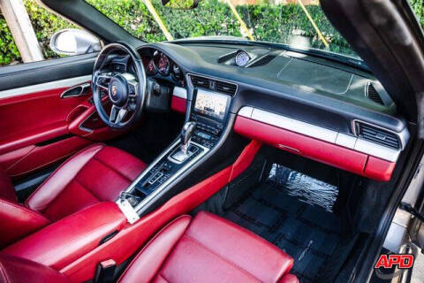 2017 Porsche 911 Carrera