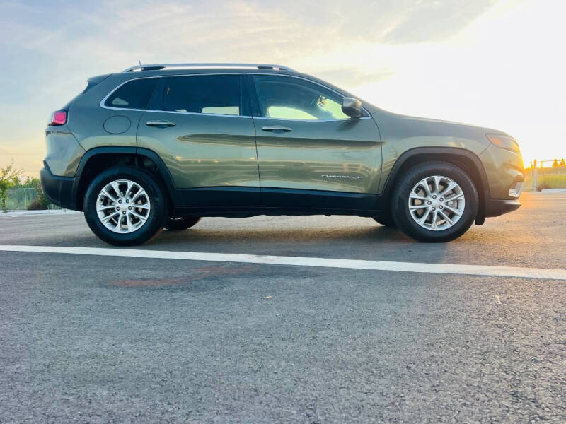 2019 Jeep Cherokee Latitude