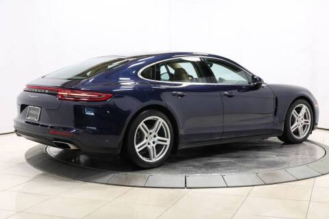 2018 Porsche Panamera