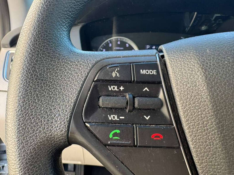 2017 Hyundai Sonata SE