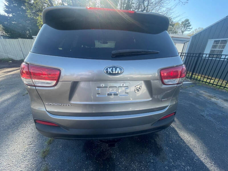2017 Kia Sorento L