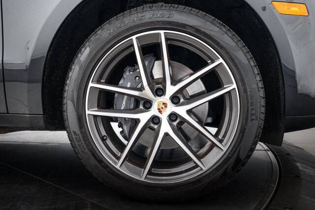 2023 Porsche Macan