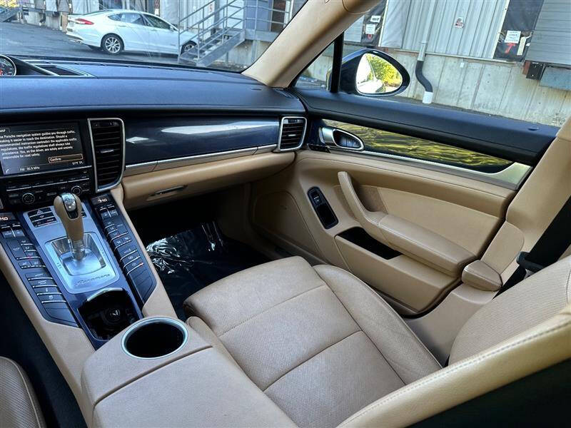 2013 Porsche Panamera