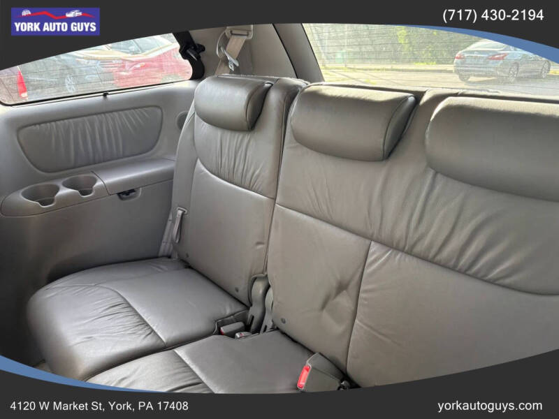 2008 Toyota Sienna