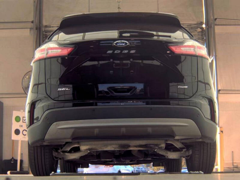 2023 Ford Edge