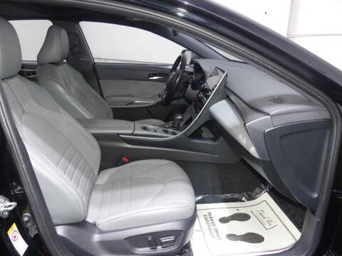 2019 Toyota Avalon Hybrid