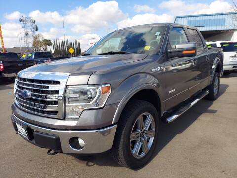2013 Ford F-150 for sale at Credit World Auto Sales in Fresno CA