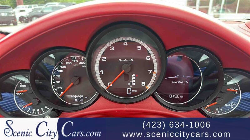 2016 Porsche 911 Turbo S